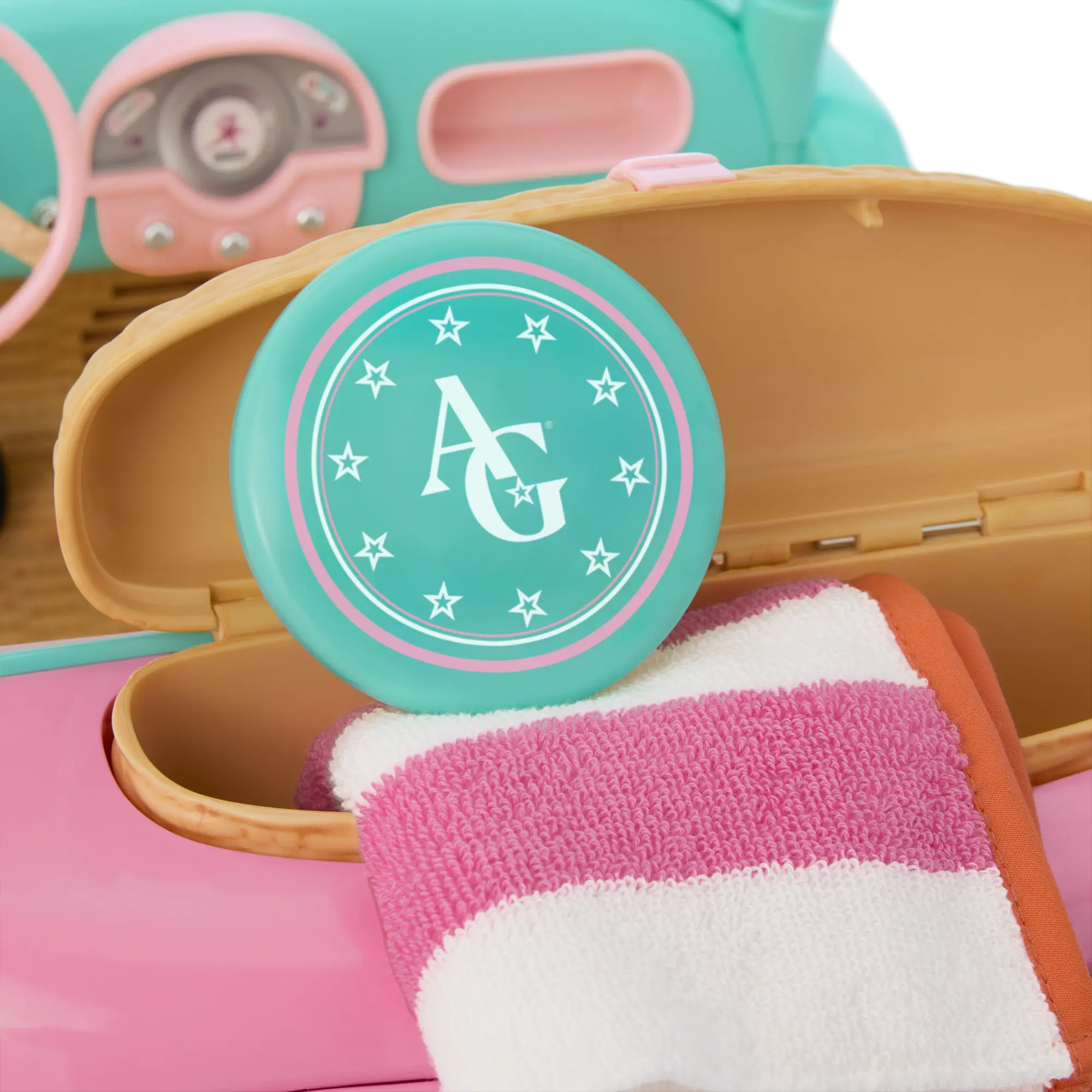 Raquel's Beach Bundle (Girl Of The Year 2026) - Image 13